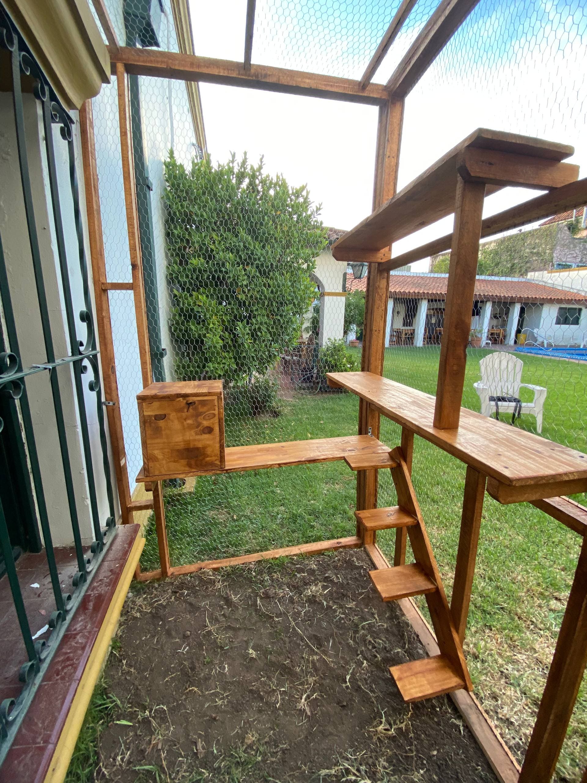 Proyecto de carpintería para mascotas 22